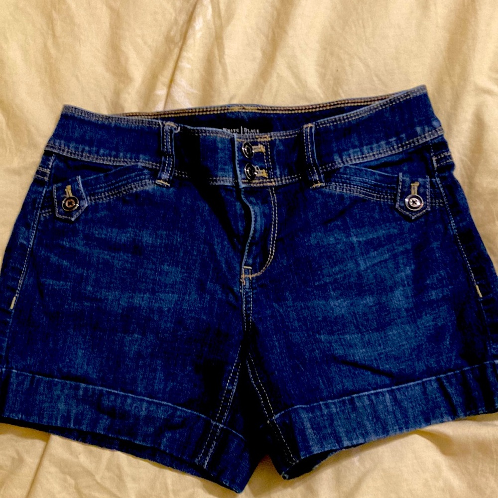 White House Black Market denim shorts size 00